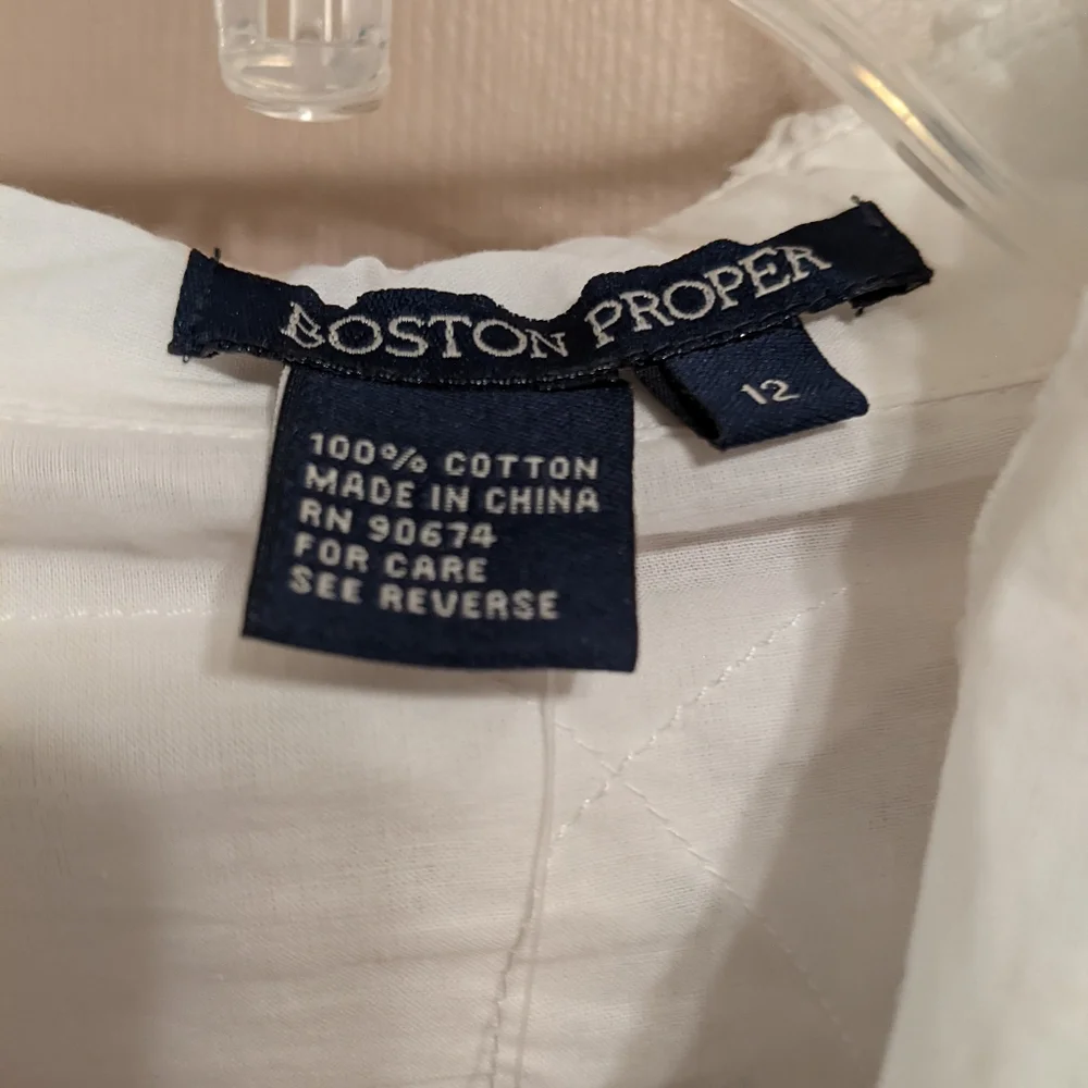 NWT Boston Proper White Ruffled Blouse Sz.12 - Picture 9 of 9